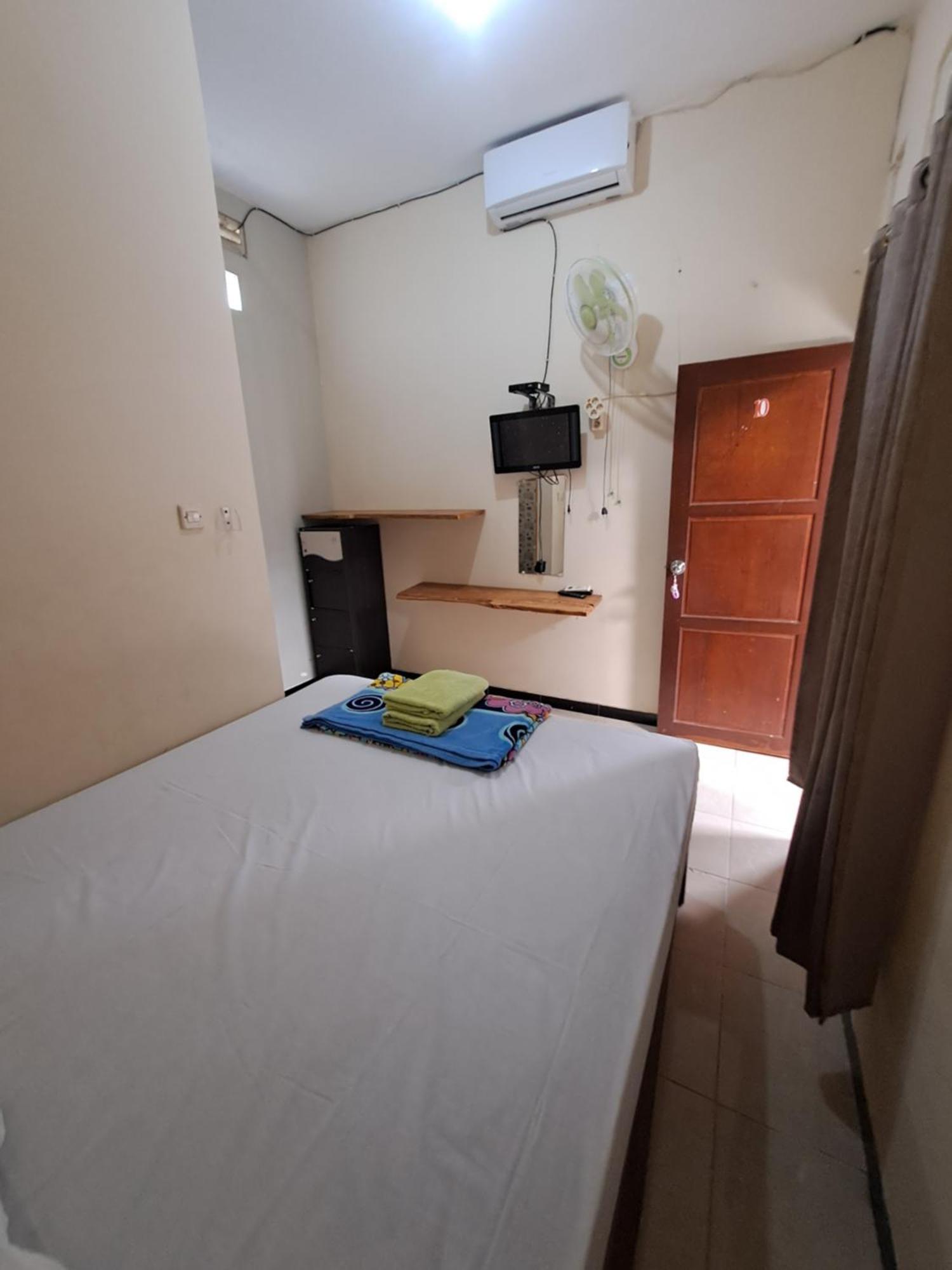 Azza Karimunjawa Hotel Eksteriør billede